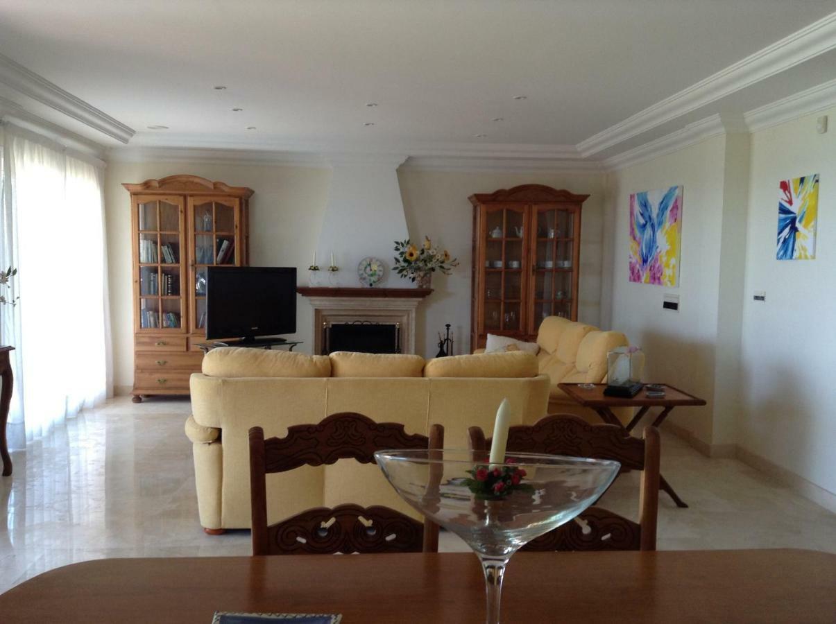 Vila Urb Playa Azul 24 Estepona Exteriér fotografie